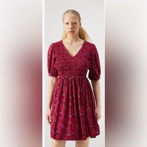 GAP Red and Blue Floral Long Sleeve Dress